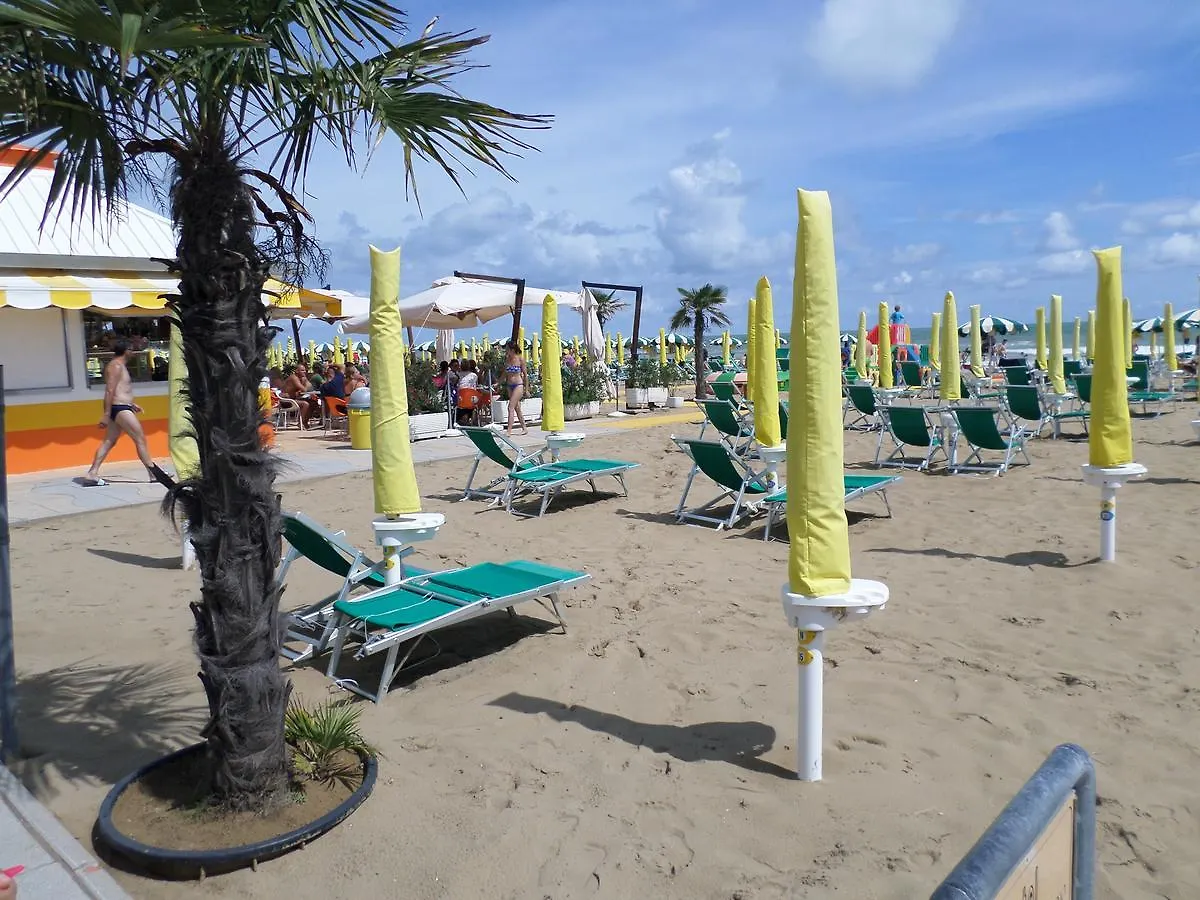 Daina Residence Lido di Jesolo 0*,